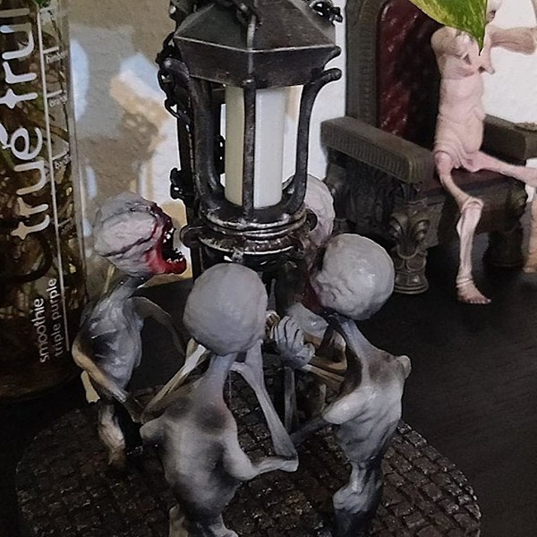 Fire Skaller Med Led Lys Halloween Blod Kilde Lampe Horror Kjede Zombie Lampe Soverom Sengeside