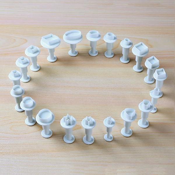 20 kpl Mini Fondant-leikkureita Keksileikkureita Sugarcraft Kakunkoristeluvälineet, Neliö/pyöreä/Sydän/soikea/Viisisakarainen jne.