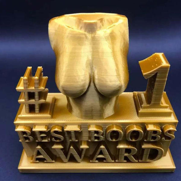 Bedste bryster pris resin statue, sjov røv/bryster pris trofæ skrivebord dekor (20*12)