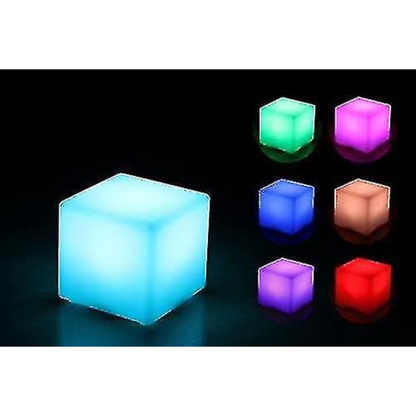 Led Cube 10 X 10 X 10 Cm Ljuskub / Bordslampa 16 färger Färgbyte / DimbarMaj