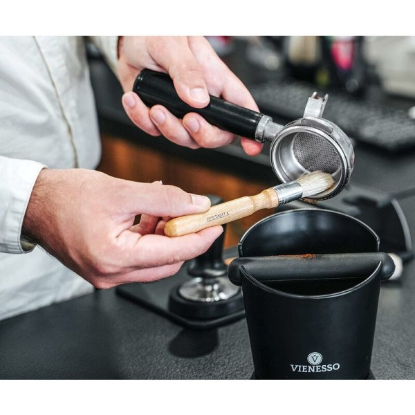 Espresso rengöringsborste för kaffekvarnar, mobila filter eller espressomaskiner - Elegant design med trähandtag, borste