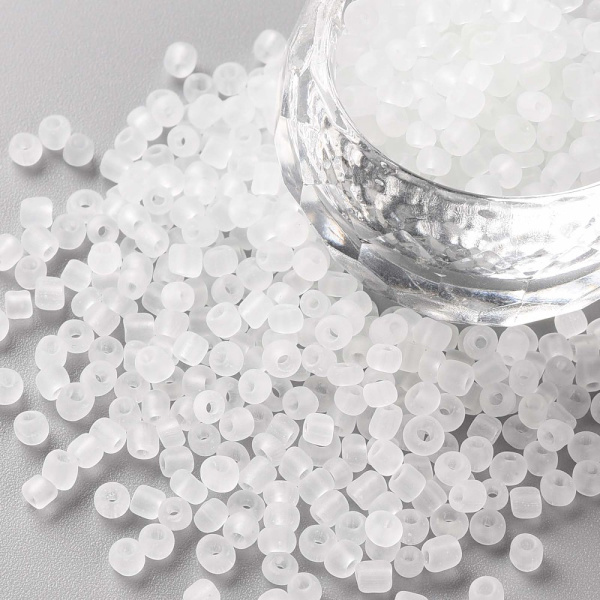 Seed Beads - Frostade vita - 3 mm - 40 gram