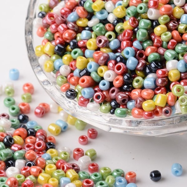 Seed beads - Mixade färger opak - 3 mm - 40 gram