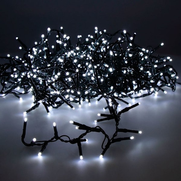 Ljuskluster 750LED Compact 16m Kallvit