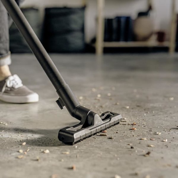 KARCHER KWD 1 W V-12/2/18 800W 160 L/h vesi- ja pölyimuri 12L säiliö