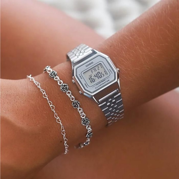 Kello - Casio - LA680WEA-7EF - Hopea - Kvartsi - Vintage nainen Silver