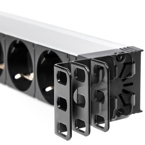 Salicru - Strømskinne med 12 IEC C13 stik og kontakt til 19" rack fra Salicru