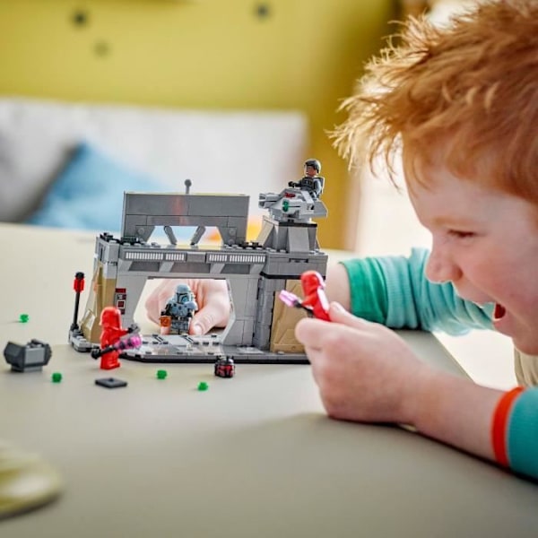 LEGO® Star Wars 75386 Mandalorian Paz Vizsla og Moff Gideons kamp - Legetøj for 7 år Grå och svart