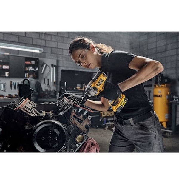 Kompakti iskupora 1/2' XR 18V 5.0Ah litiumioni harjaton DEWALT turvarengas - DCF891P2T-QW