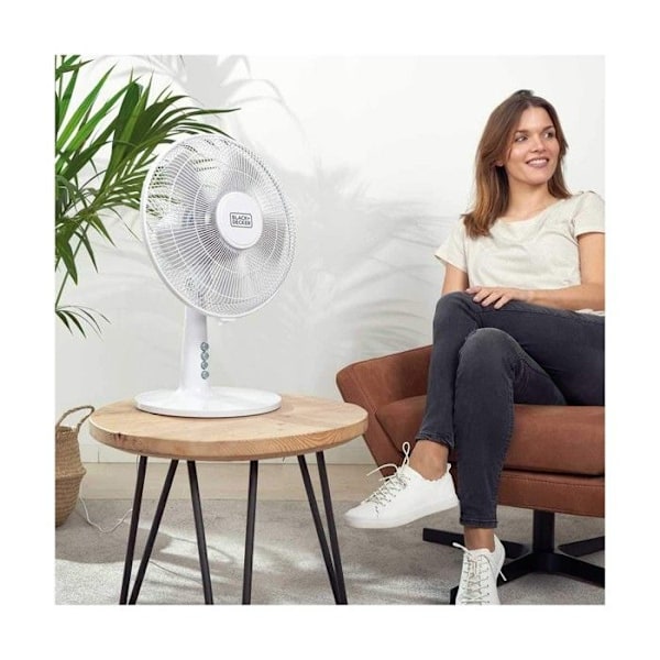 Gulvventilator - BLACK & DECKER - BXEFP40E - 3 hastigheder - automatisk oscillation - justerbar hældning Vit