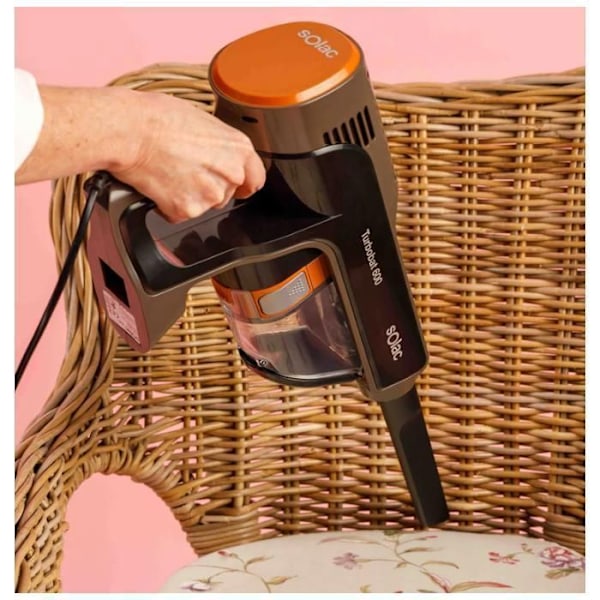 Solac Turbobat 600 Pölynimuri Teho 12 kPa Endless Powertech Triple Filtration System Metal Mesh ja HEPA 800 ml säiliö