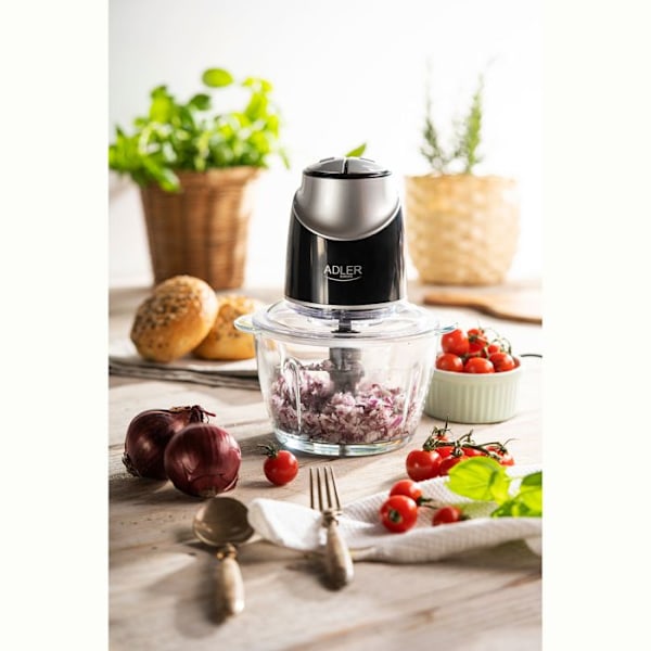 Köttkvarn - Adler - AD4082 - 550W - 4 Knivar i Rostfritt Stål - 2 Hastigheter vit svart