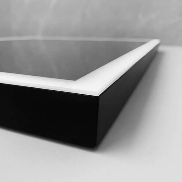Spegel Badrum - SANIZÉO - SUIZA - Anti-Dimma - Triled Belysning - 140x60cm Matt Svart Matte svart