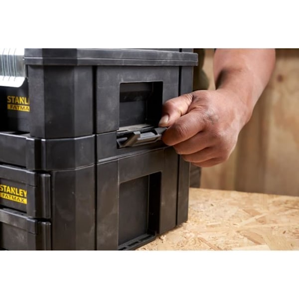 Mallette Grand Volume avec Porte-Outils Tstak-Fatmax STANLEY 23L - 44 x 33,17 x 32,61 cm - FMST1-71971 Svart