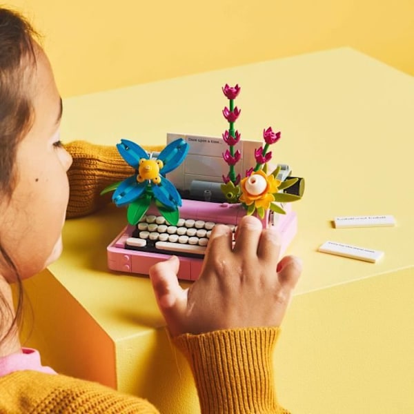LEGO Creator 31169 3-i-1 skrivemaskine med blomster - Spil til piger fra 8 år og opefter Flerfärgad