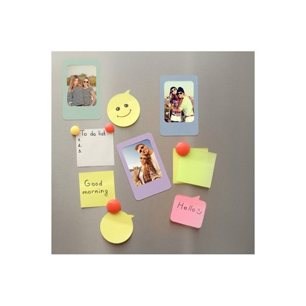 Magnetisk billedramme - TNB - Lensy - 5 farver - Kompatibel med Instax Mini - Dimensioner 5,6x0,2 cm 5 forskellige farver