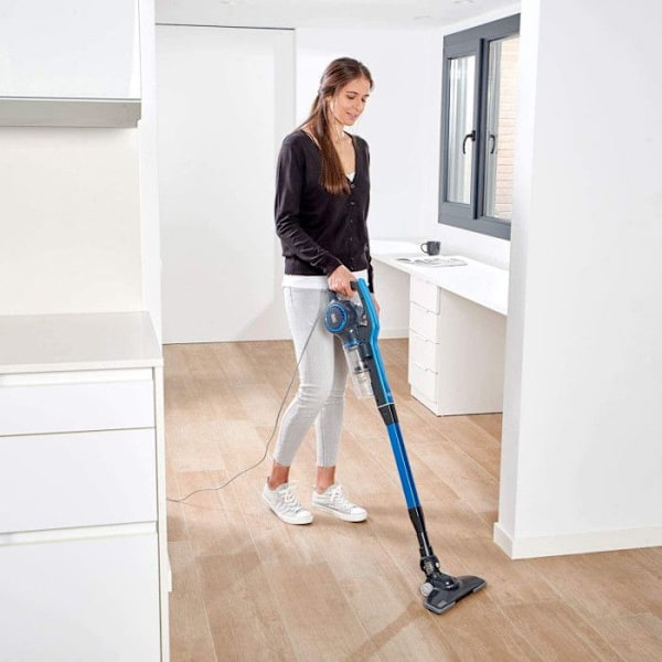BLACK+DECKER BXVMS600E 600W upprättstående dammsugare, 3 i 1, 6m kabel, 650ml kapacitet, EPA-filter