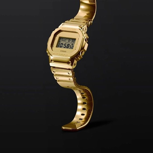 Klocka - Casio - GM-5600YMG-9ER - Guld - Kvarts - Vattentålig 20 bar gyllene