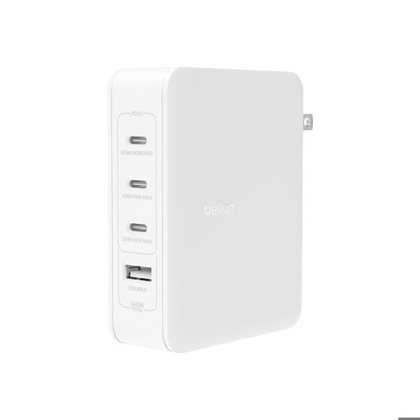 Strömadapter - Belkin - Belkin BoostCharge Pro - GaN-teknik - USB, 3 x USB-C - 140 Watt Vit