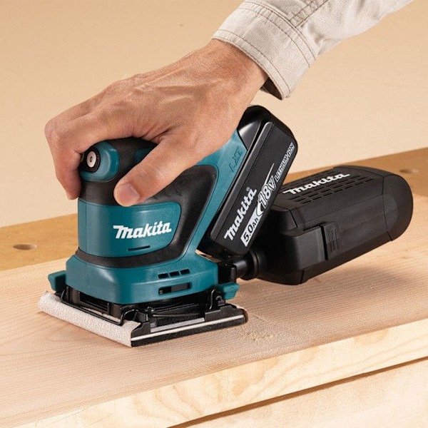 Makita DBO480Z Langaton tärisevä hiomakone ilman akkua 18 V 102 x 112 mm