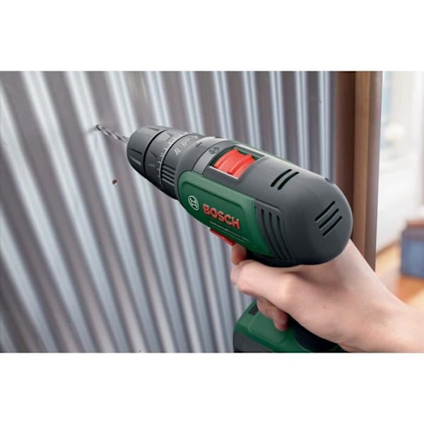 Bosch Boremaskine Skruemaskine Universal Slagmaksine 18V + x2 Batterier 2,0 Ah og Oplader