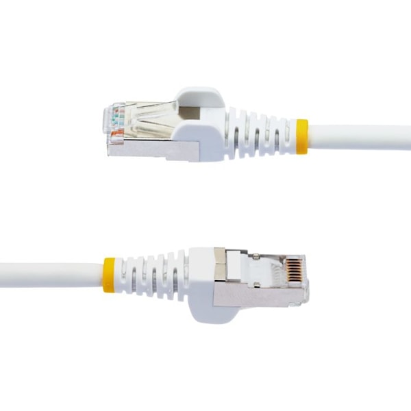 CAT6a Ethernet-kaapeli 50 cm - STARTECH.COM - Matala ylikuuluminen - Punottu suojaus - LSZH
