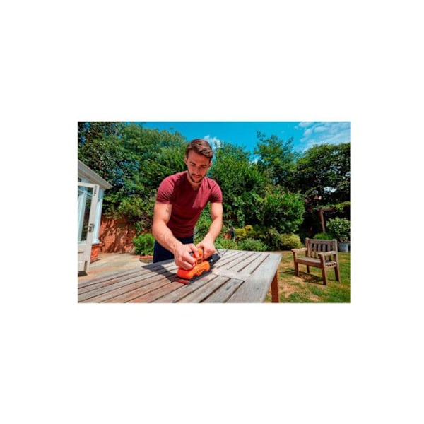 Levigatrice Orbit.150w - Black&Decker - BEW220-QS Orange