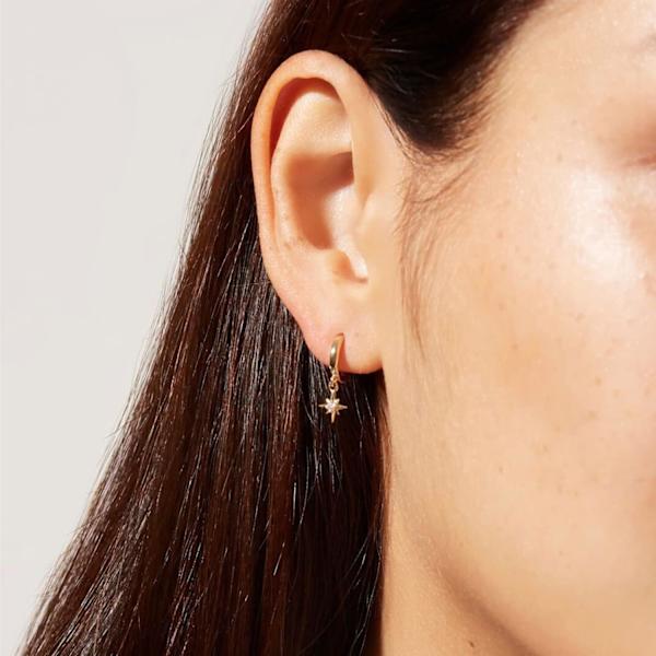 Tiny Cubic Zirconia Starburst/Evil Eye Dangle Hoop Øreringe Sterling Sølv Guld Brusk Helix Hoop Hængslede Sleeper Øreringe med Charms