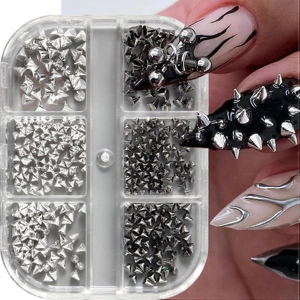 3D Mini Metall Punk Neglekunst Studs Blandede Størrelser Gull Kjegle Pigger