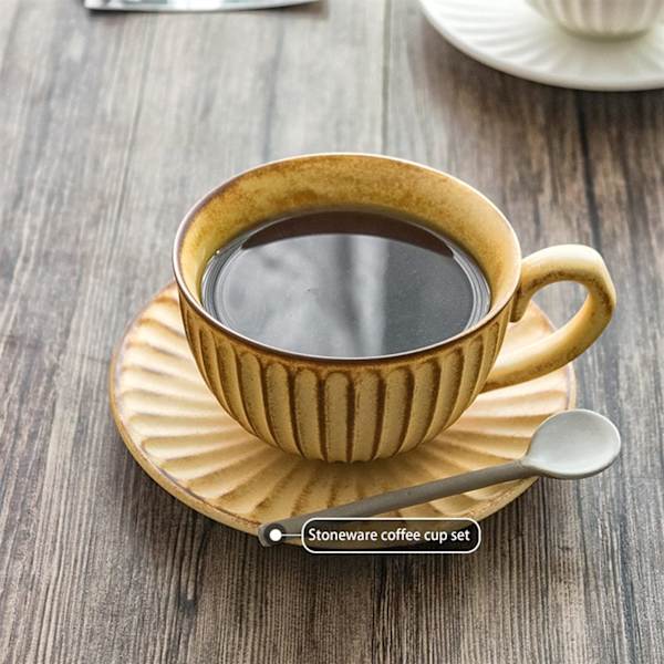 Kaffe Te Kopp og Skål Sett Bone Kina Keramikk Europeisk Stil Latte Kopper Tekopper Utsøkt Frokostkopp Gi til Sønn Par