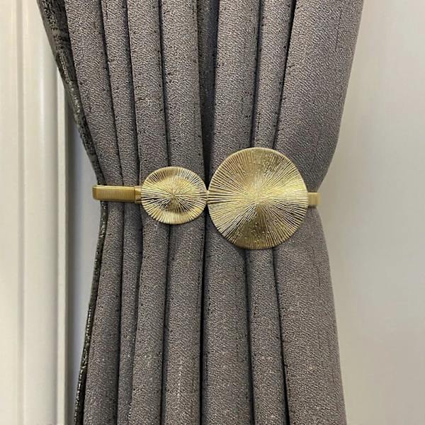2 Stykker Moderne Gardinholdere i Metall