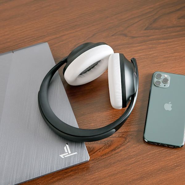 Päivitetyt korvapehmusteet Bose 700 Noise Cancelling -kuulokkeisiin (NC700) - (valkoinen)