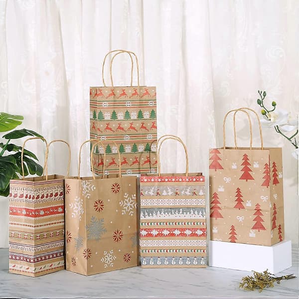 Julklappspåsar, inslagning, festgåvor