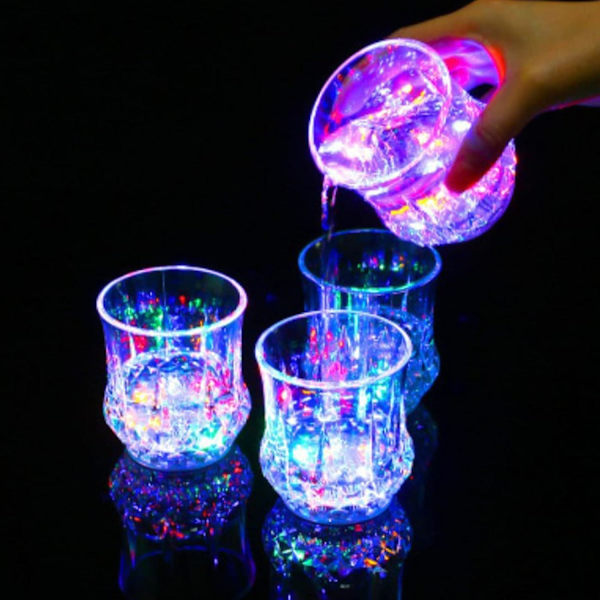 Set med 6 Ljusa Koppar Partykoppar Led Luminous Ölkoppar Glödande Kopp Ananaskopp