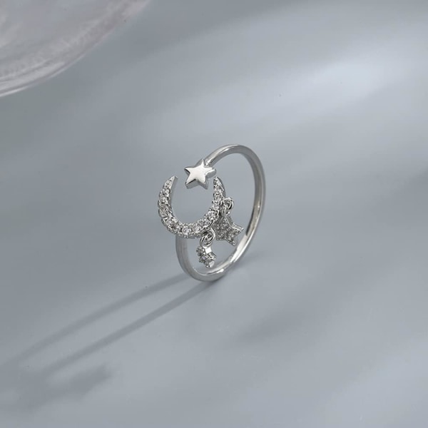 2ST Crescent Moon Star Öppna ringar för kvinnor Cubic Zirconia Dingla tofs Justerbar stapling Statement Knog Finger Ring Present Modepresenter