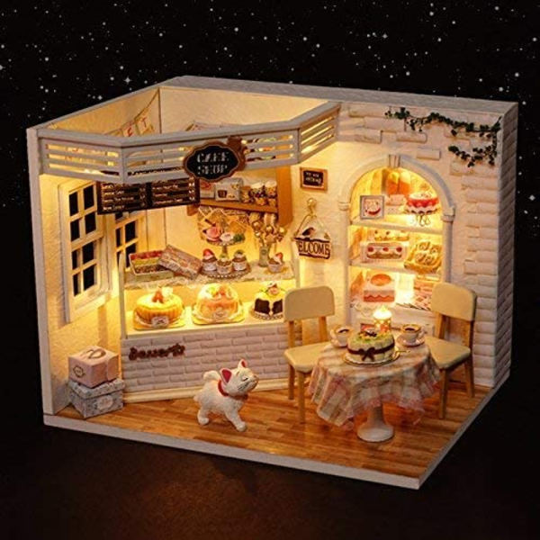 DIY dukkehus i tre, håndlaget miniatyrsett