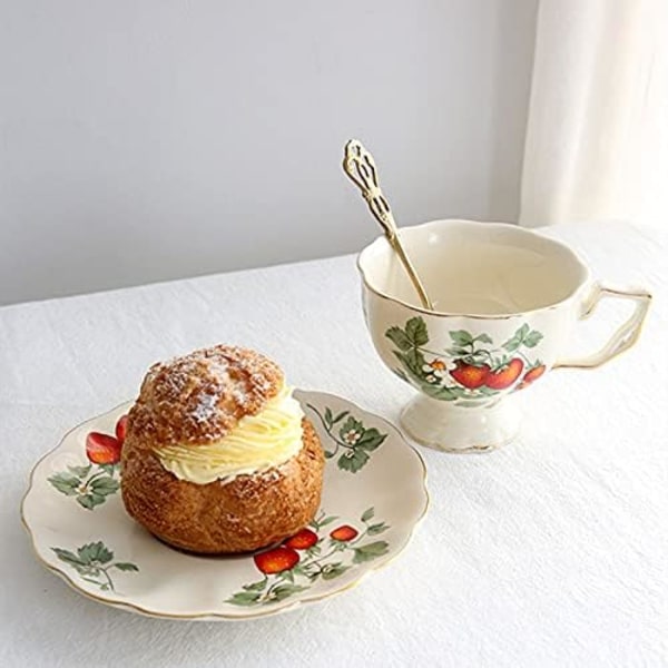 Tekanna Te-kanna Fransk Retro Tekanna Kaffe Kopp Set Guld Kant Kopp Fat Tallrik Jordgubbsblomma Stor Tekopp Engelsk Eftermiddagste Restaurang Bar Cafe