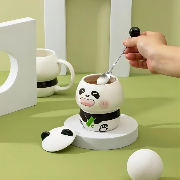 Luova muki Panda-muki Söpö keraaminen kahvimuki 3D-pandalla Kawaii-kansi 3D-panda kahvimuki Uutuusmuki Lahjat panda-ystäville Naispuolisille ystäville A