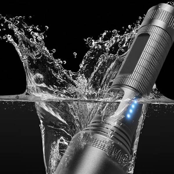 USB-lommelygter Super Bright Genopladelig, Lommelygte 5000LM Bærbar, Søgelys Spotlight med 5 Tilstande Zoomable Vandtæt til Camping Udendørs Vandreture