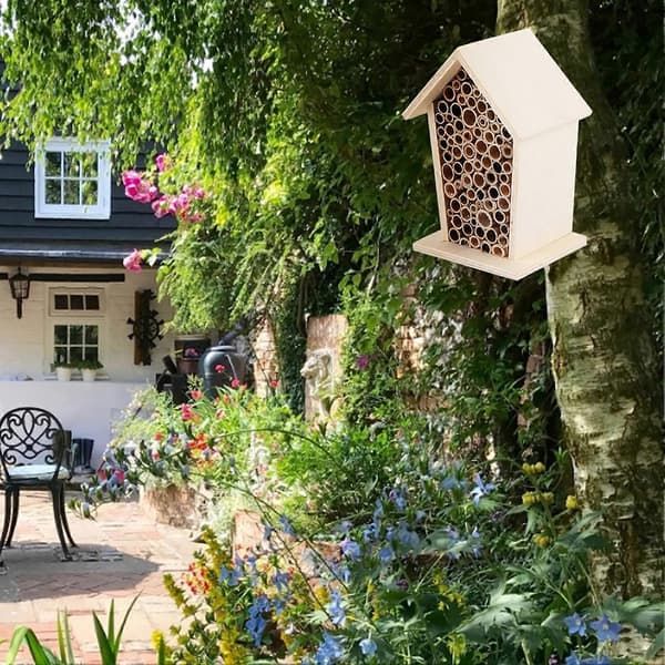 Insektsbihus Träbo för utomhus trädgårdsdekoration