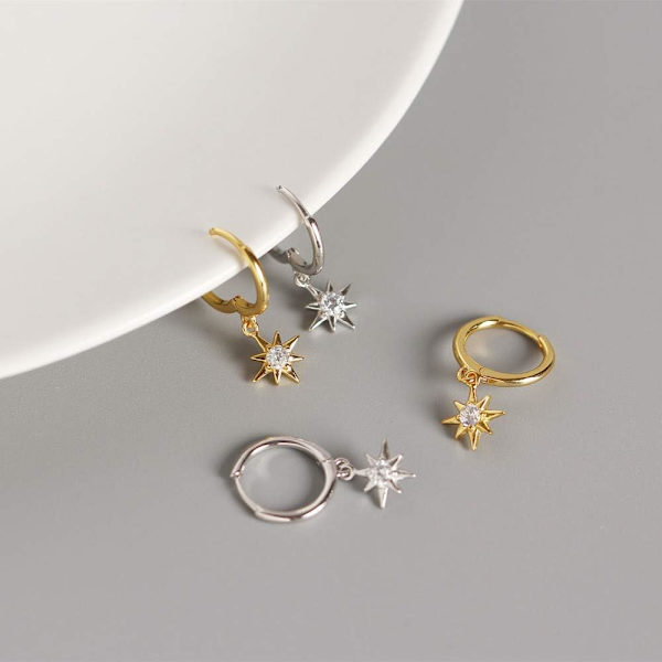 Tiny Cubic Zirconia Starburst/Evil Eye Dangle Hoop Øreringe Sterling Sølv Guld Brusk Helix Hoop Hængslede Sleeper Øreringe med Charms
