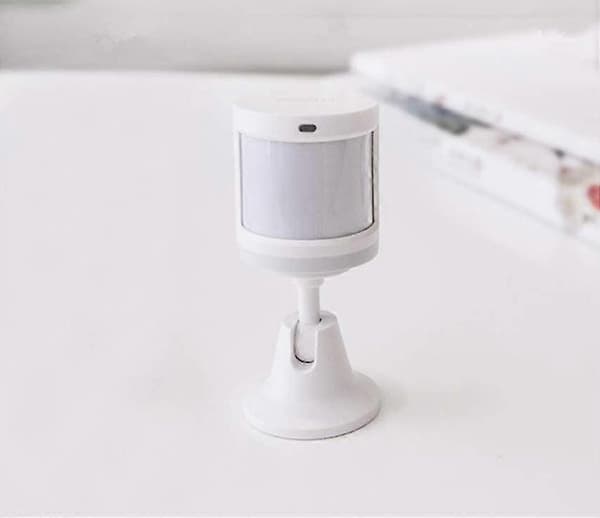 Intelligent Bluetooth-tilkobling for menneskelig bevegelsessensor for smarthjem