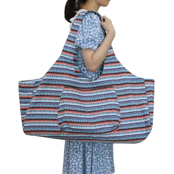 Suuri Bohemian-tyylinen joogakassi taskuilla