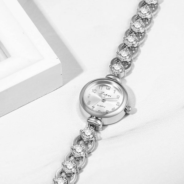 Elegant analog kvartsur för kvinnor, rektangulär klocka med romerska siffror och strass, armband i metall, roséguld/silver