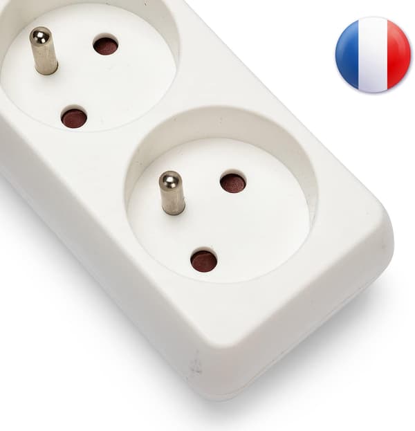Stikdåse 10/16A + Afbryder – 3G1mm2, 4 Stik