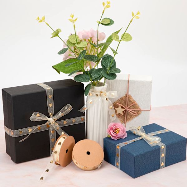 2 rullar hjärtmönstrade satinband i guldfolie dekorativt band snögarnband för DIY-hantverk, presentinslagning, blomsterhandel, bröllopsfestdekorationer