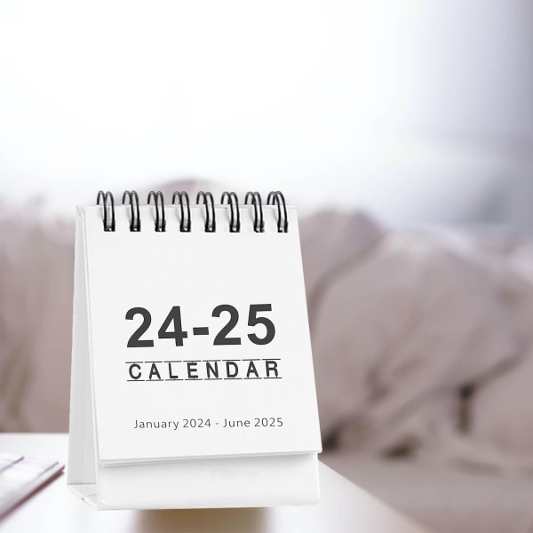 Kalender 2024/25 - Small Desk Calendar 2024 2025 Mini Desktop Calendar 18 Månedlig kalender fra januar 2024 til juni 2025, 10,5 x 7,5 cm