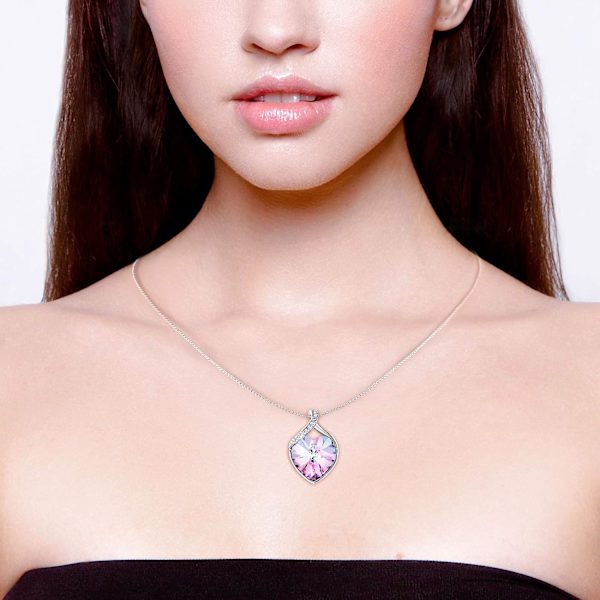 Halskæder til kvinder, Love Heart Pendant Halskæder til kvinder Krystal Vedhæng i sølv med kubisk Valentinsdag til datter mor kone kæreste