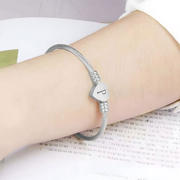 Initial Letter Cuff Armbånd for Kvinner Jenter Utvidbar Kjærlighet Hjerte Sølv Alfabet Armbånd Familie Mamma Datter Morsdag Valentinsdag Bursdag P