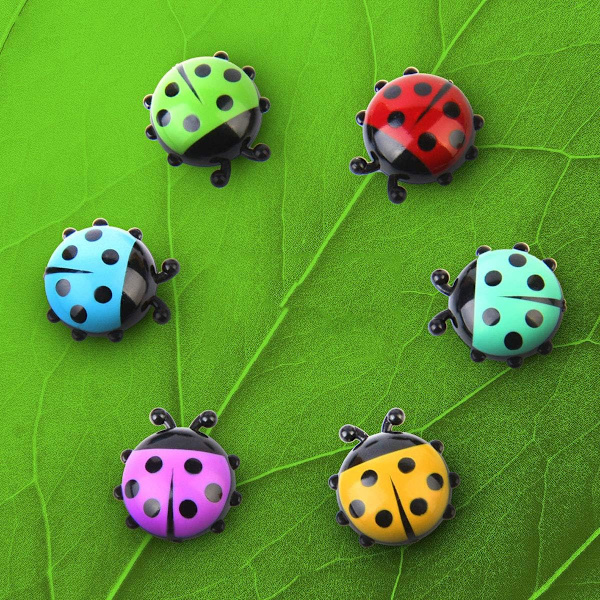 6 st Creative Plast Ladybugs Träd Kylskåpsmagneter Skrivbord (slumpmässig färg) 0.59 x 0.67 x 0.71 inches